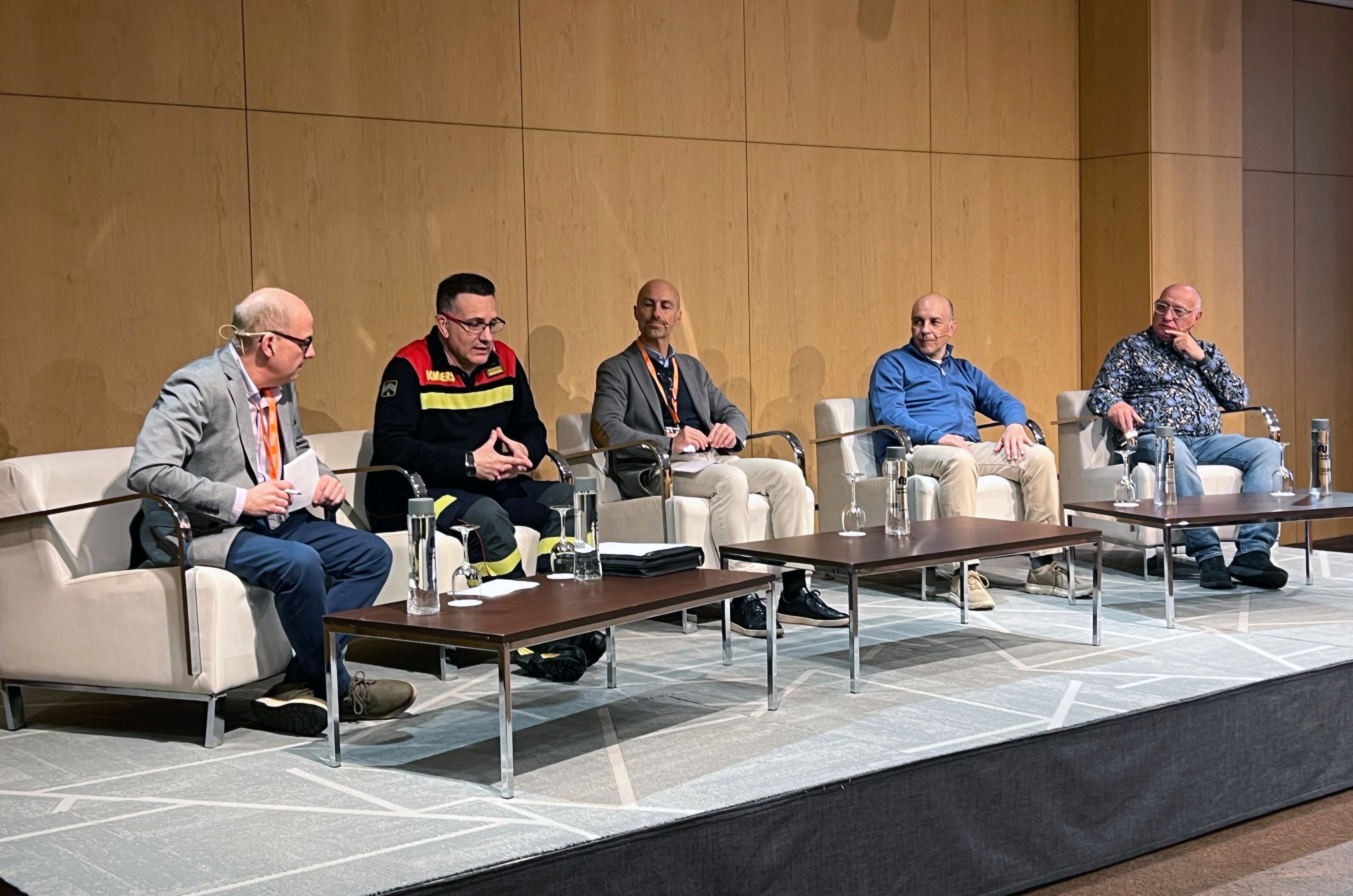 SODECA abre el debate sobre la normativa vigente en Andorra en materia de seguridad contra incendios en una jornada inédita hasta ahora en el país